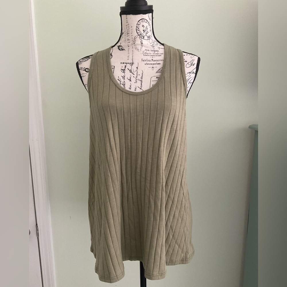 Magic fit tank top